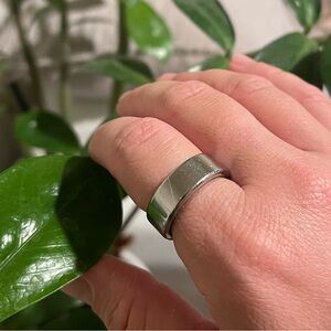 Oura Ring Gen 3 size 9 silver